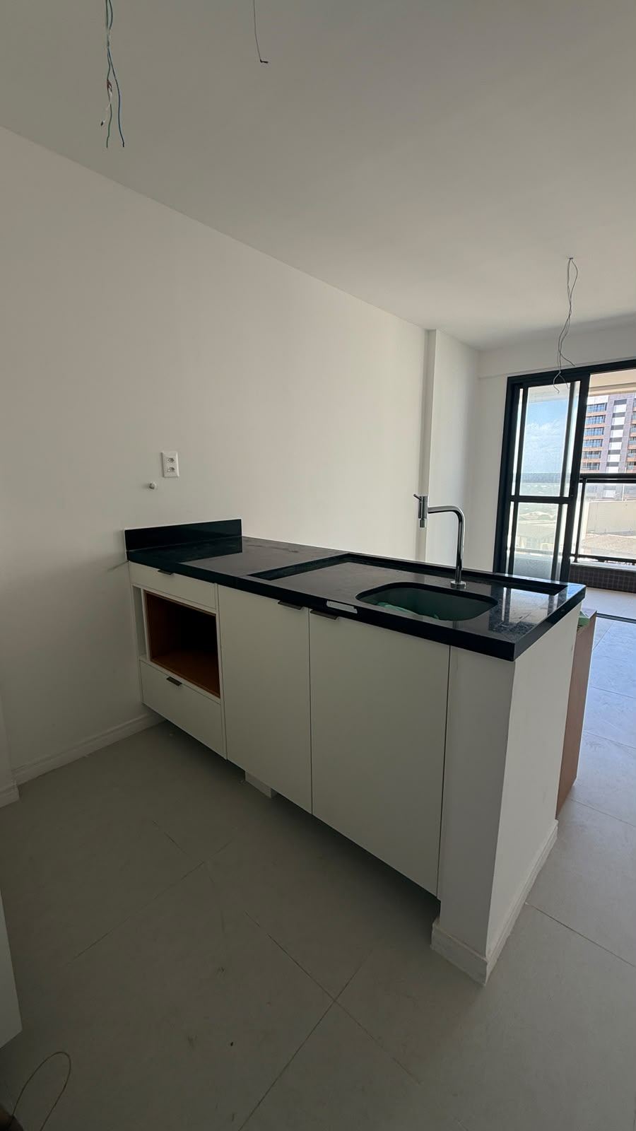 Apartamento no Beach Class Jaguaribe — andar alto, nascente — foto 9