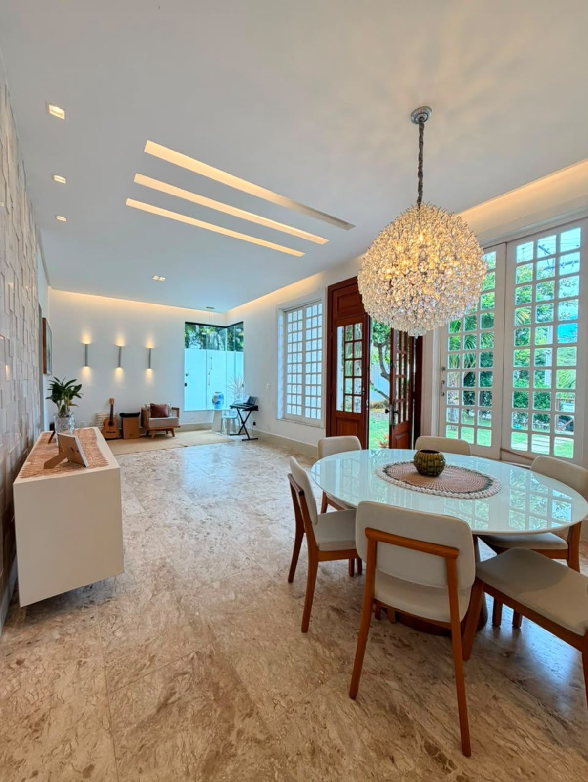 Casa em Busca Vida — Condomínio Golden Park, 4 suítes — foto 3