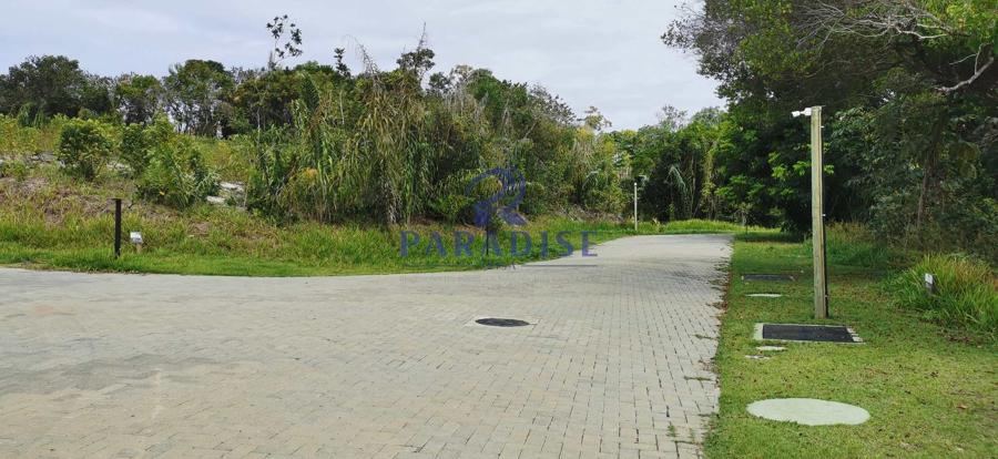 Terreno em condomínio fechado na Praia do Forte, 700 m² — foto 1